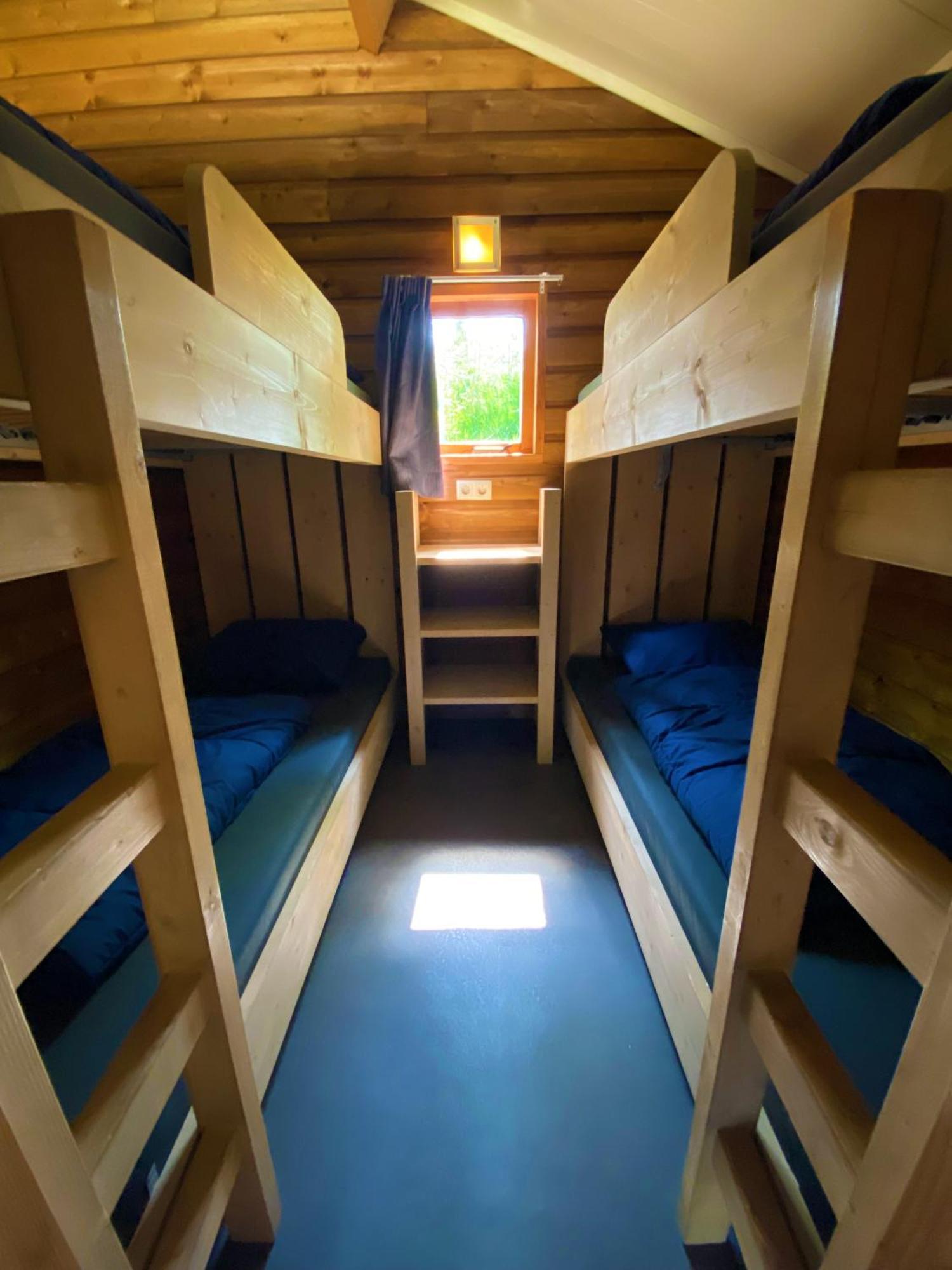 Familie vakantiepark Krieghuusbelten Raalte Buitenkant foto