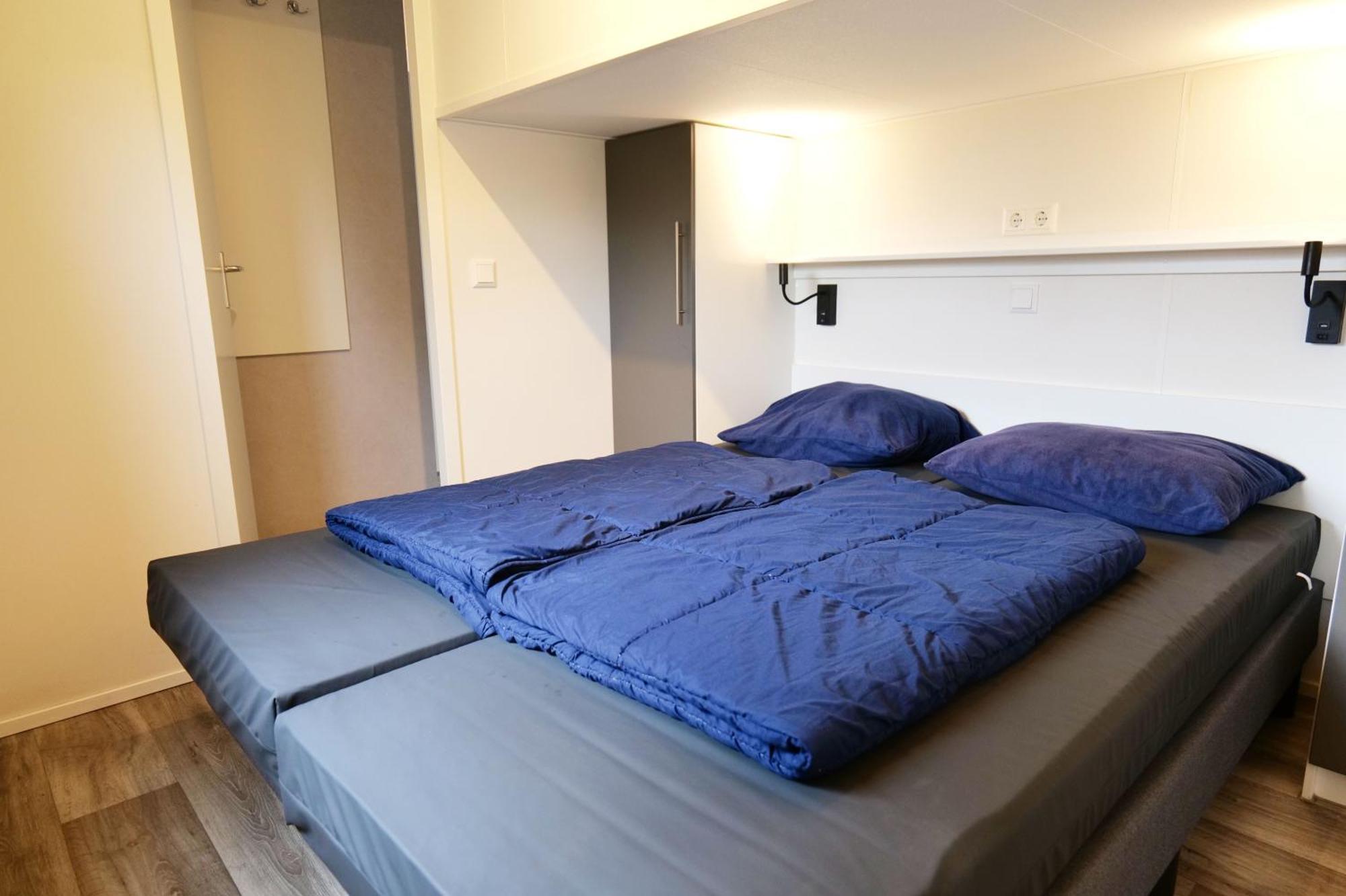 Familie vakantiepark Krieghuusbelten Raalte Buitenkant foto