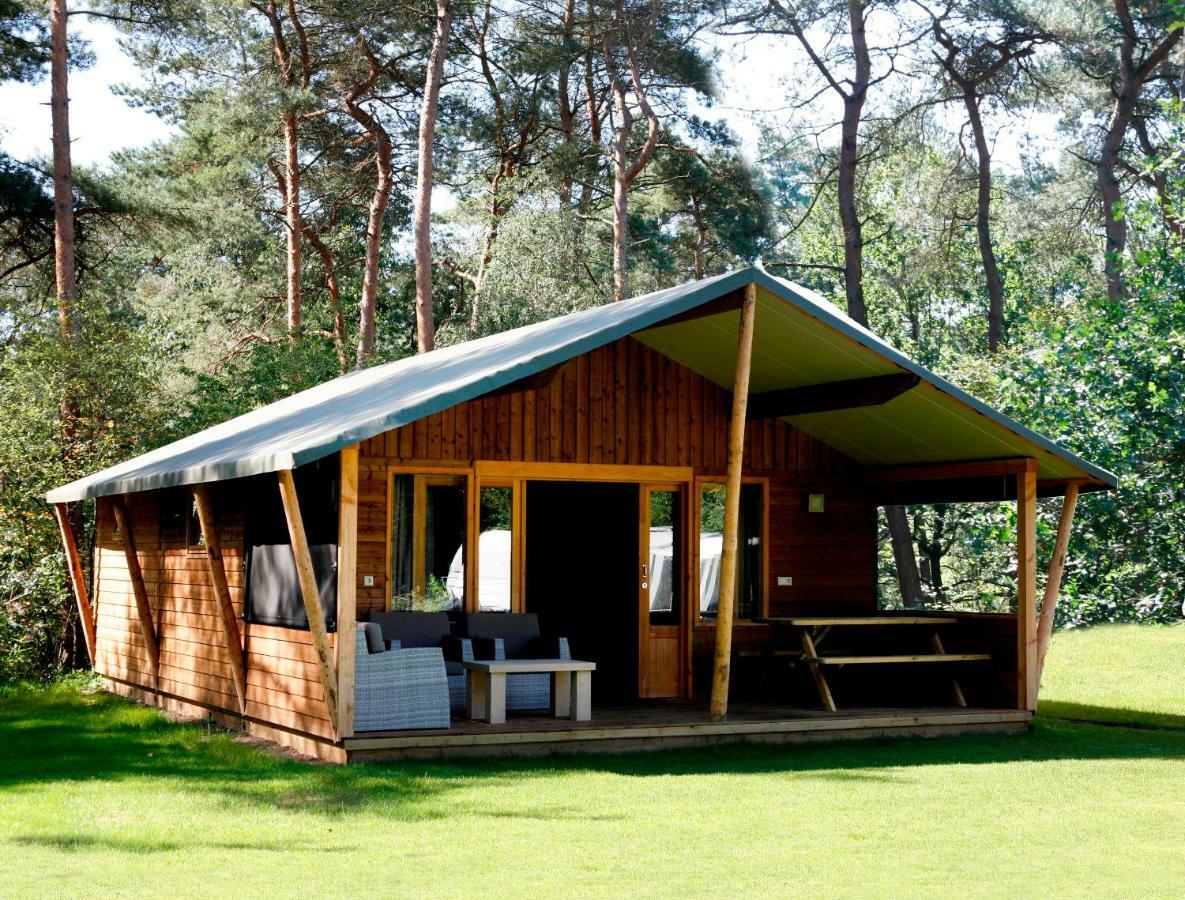 Familie vakantiepark Krieghuusbelten Raalte Buitenkant foto